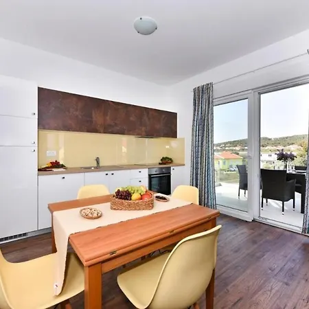 Villa Luxury Harbor *