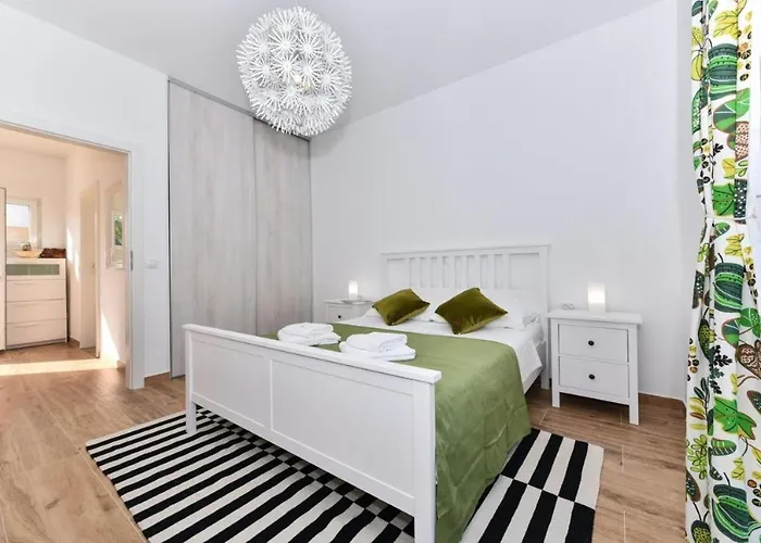 Villa Luxury Harbor *